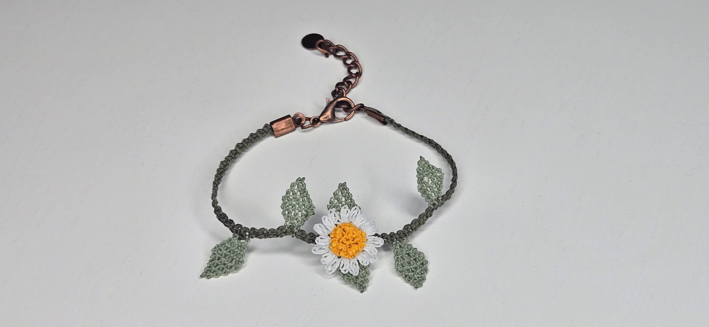 Needle Lace Single Daisy Bracelet
