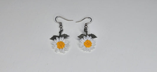 Needle Lace Daisy Earrings (dangling)